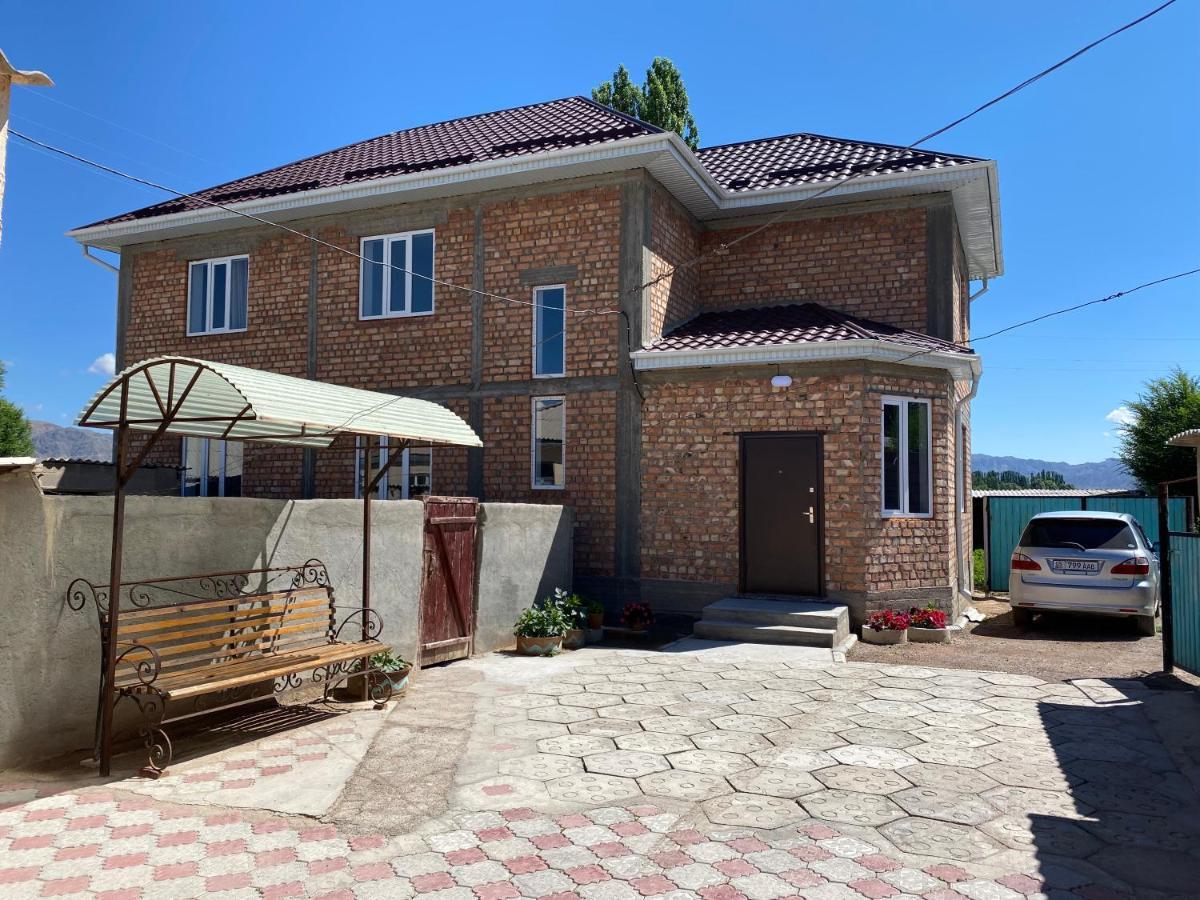 Guest House Baytur Kochkor Εξωτερικό φωτογραφία