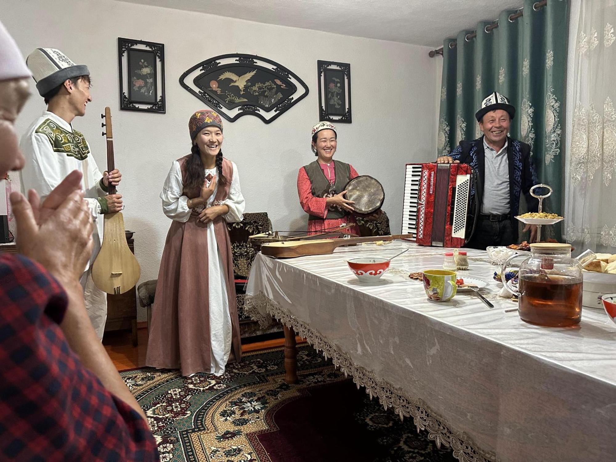 Guest House Baytur Kochkor Εξωτερικό φωτογραφία