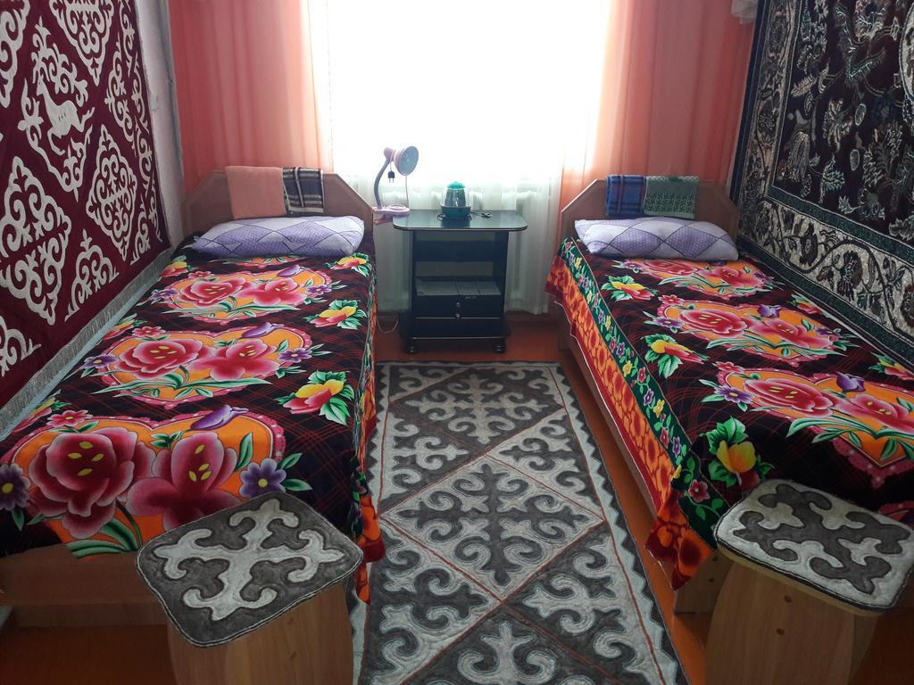 Guest House Baytur Kochkor Εξωτερικό φωτογραφία